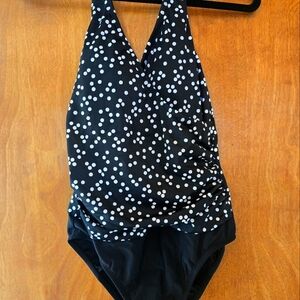 VENUS swimwear Size 6 New